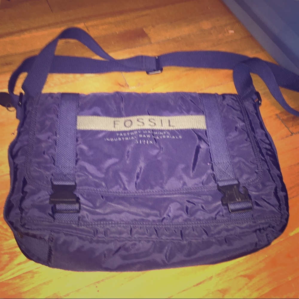 Fossil Navy messenger bag